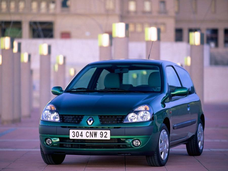  Renault Clio 3-Door 2001 года  (фото 44 из 58)